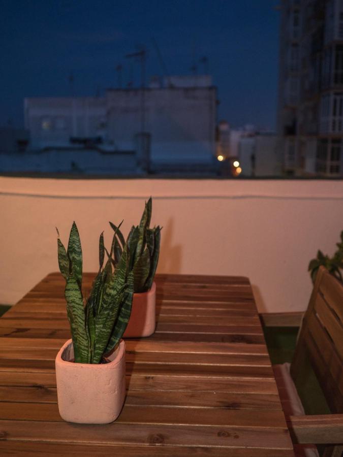 Micaela Apartment Cadiz Bagian luar foto